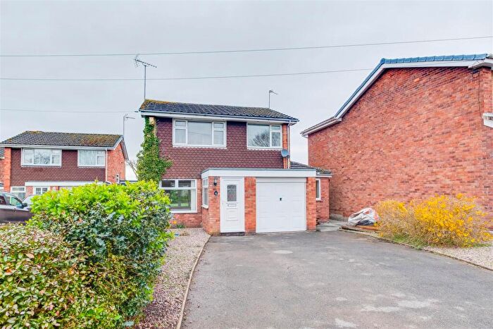 4 Bedroom Detached House To Rent In Woodfall Lane, Little Neston, Neston, CH64