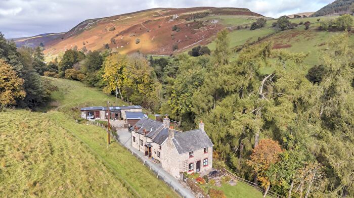 5 Bedroom Detached House For Sale In Llanrhaeadr Ym Mochnant, Oswestry, SY10 - Photo 2