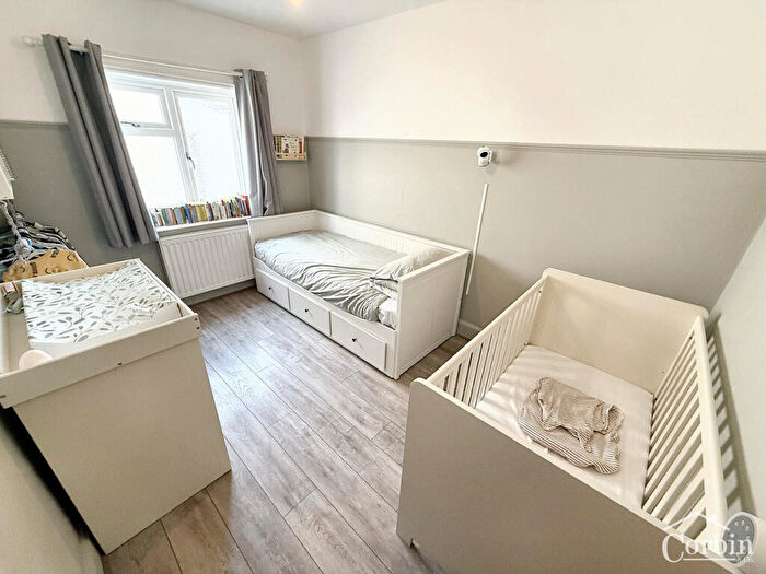 2 Bedroom Bungalow For Sale In Columbia Road, Bournemouth, BH10