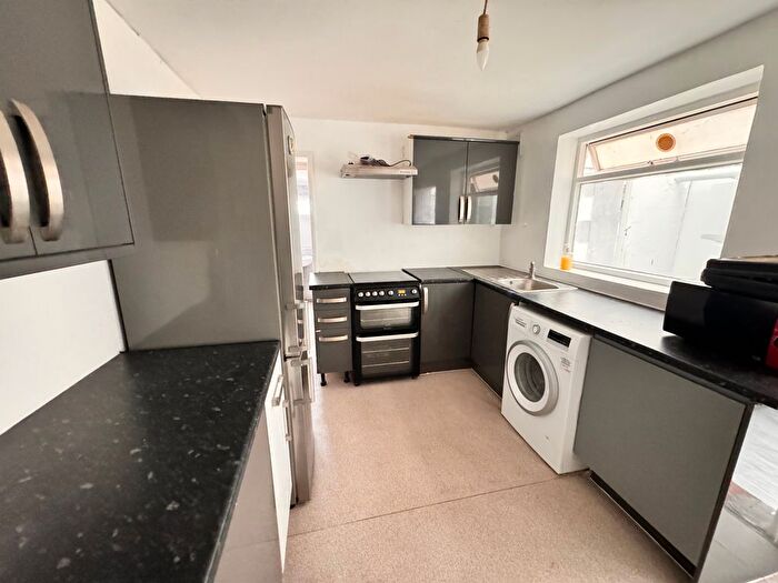 4 Bedroom Terraced House For Sale In Heyworth Road, London, E15