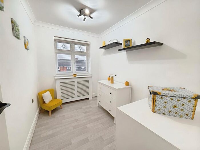 3 Bedroom Terraced House For Sale In Boyce Road, Stanford-Le-Hope, SS17