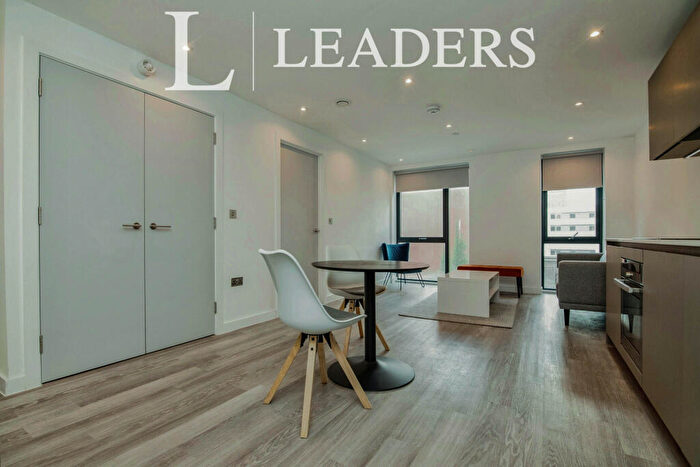 1 Bedroom Apartment To Rent In Landrow Place, B3