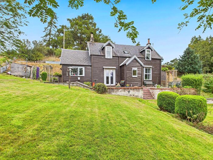 3 Bedroom Cottage For Sale In Loch Alvie, Aviemore, PH22