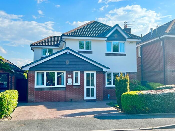 4 Bedroom Detached House For Sale In Wadebridge Drive, Bury, Greater Manchester, BL8