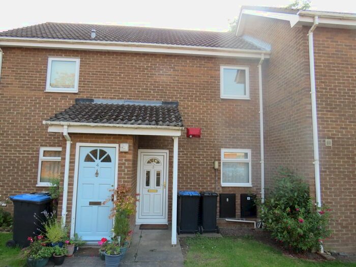 1 Bedroom Flat To Rent In Coris Close, Marton-In-Cleveland, Middlesbrough, TS7
