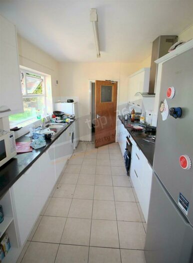 6 Bedroom End Of Terrace House To Rent In *£pppw Exc Bills* Bed On Willoughby Avenue, NG7