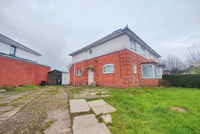 3 Bedroom Semi-Detached House To Rent In Birches Green Road, Birmingham, B24