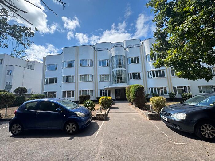 3 Bedroom Flat To Rent In Derby Road, Bournemouth, BH1
