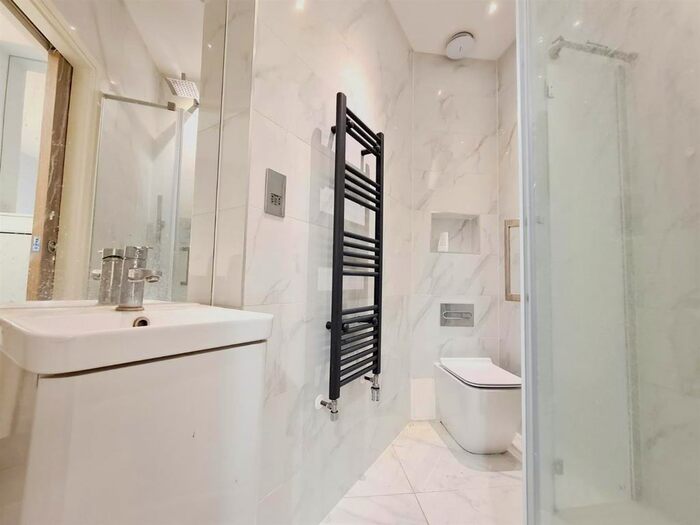 1 Bedroom Flat To Rent In High Road, London, N20