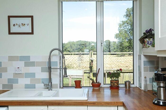 3 Bedroom Detached House For Sale In Acrise, Folkestone, CT18