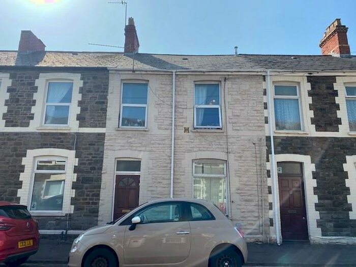 2 Bedroom Flat To Rent In Flora Street, Cardiff, CF24