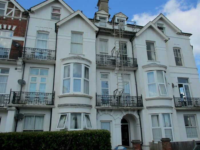 2 Bedroom Flat To Rent In Chandos Court, Marina, Bexhill-On-Sea, TN40