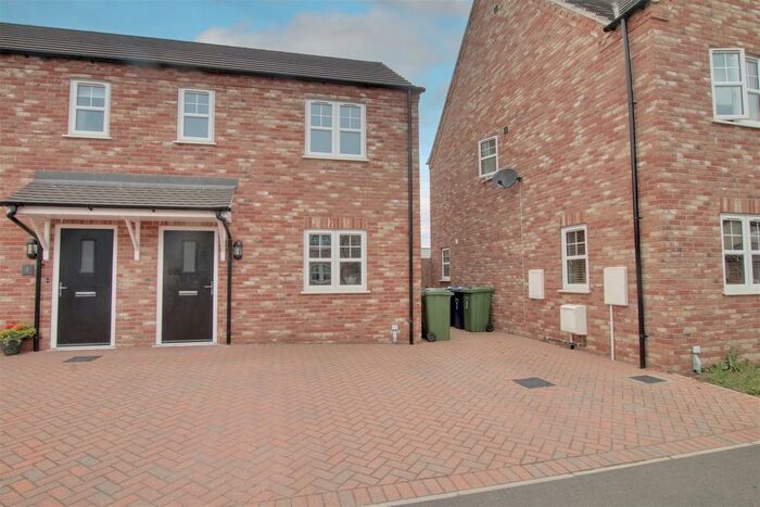 2 Bedroom Semi-Detached House To Rent In Pilgrims Close, March, PE15