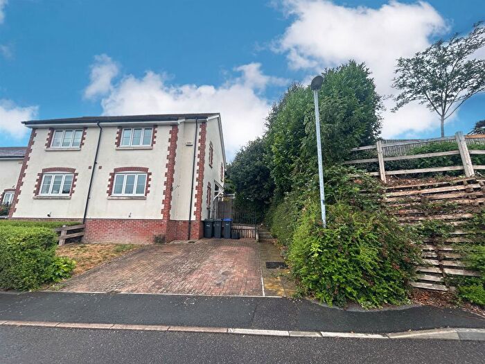 3 Bedroom Semi-Detached House For Sale In Paradise Meadow, Tisbury, Salisbury, SP3