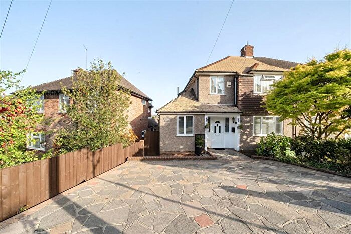 4 Bedroom Semi Detached House For Sale In Newstead Avenue, Orpington, BR6