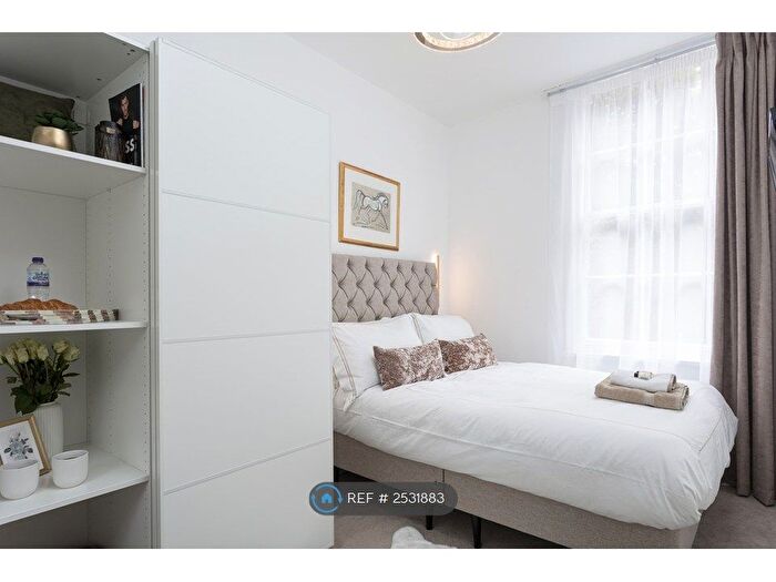 1 Bedroom Flat To Rent In Tanner Row, York, YO1