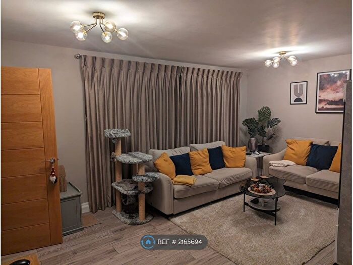 3 Bedroom Semi-Detached House To Rent In Dore Avenue, Lincoln, LN6