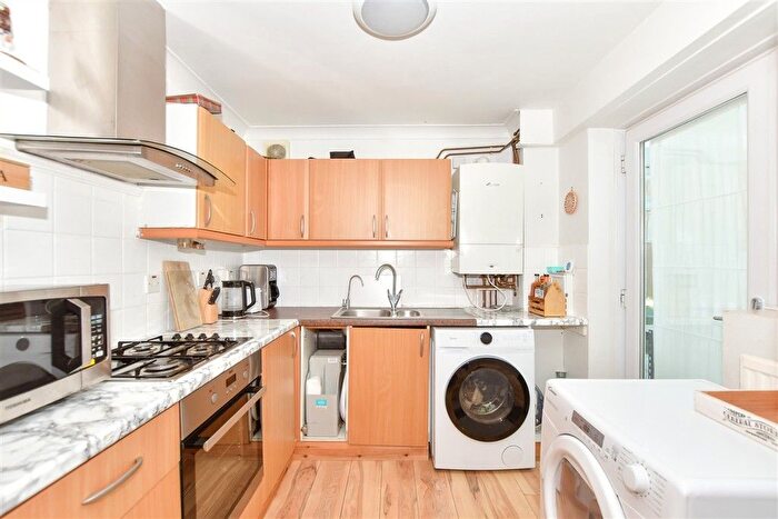 3 Bedroom Detached House For Sale In Naseby Avenue, Folkestone, Kent, CT20