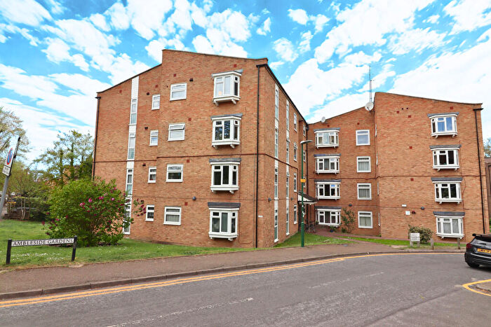 2 Bedroom Apartment To Rent In Ambleside Gardens, Sutton, SM2