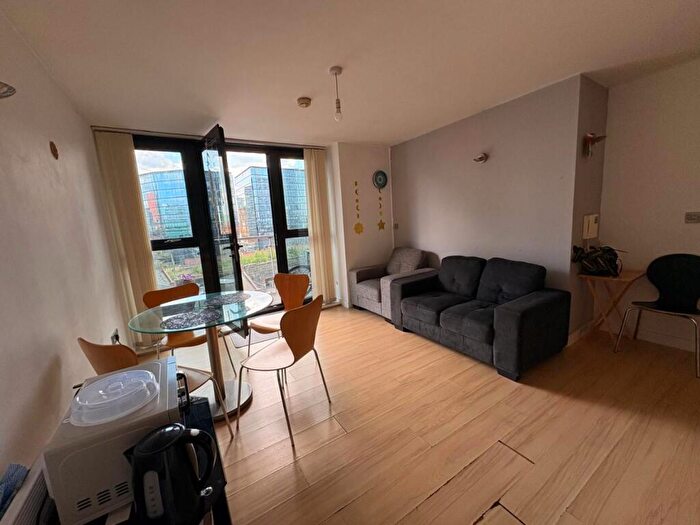 2 Bedroom Apartment To Rent In Tempus Tower, Mirabel Street, Manchester, M3