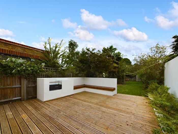 5 Bedroom House To Rent In Palewell Park, London, SW14
