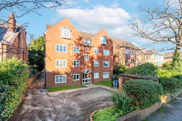 2 Bedroom Apartment To Rent In Mulgrave Road, Sutton, SM2