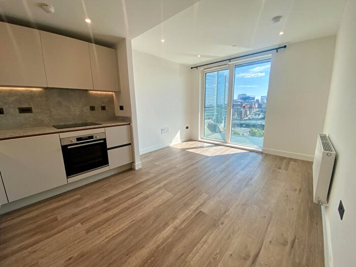 1 Bedroom Apartment To Rent In Snowhill Wharf, Birmingham, B4