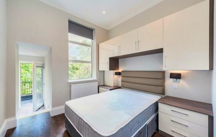 2 Bedroom Apartment To Rent In Finborough Road London, SW10