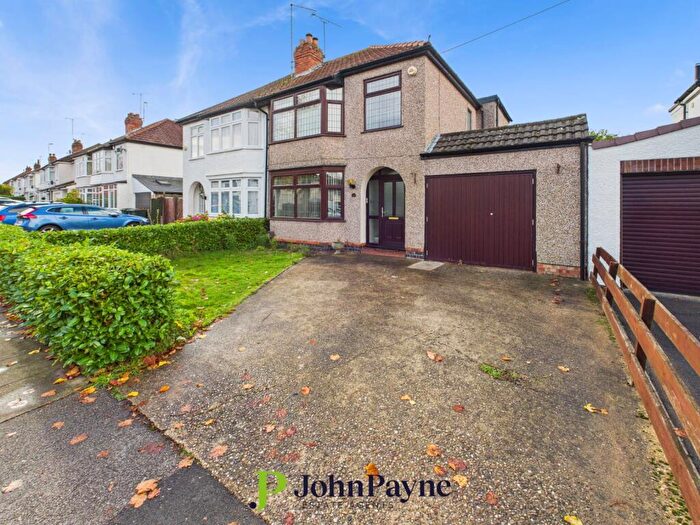 3 Bedroom Semi-Detached House For Sale In Wainbody Avenue North, Green Lane, Coventry, CV3