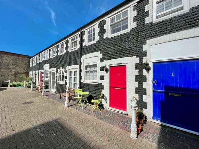 1 Bedroom Terraced House To Rent In St. Johns Mews, Brighton, BN2