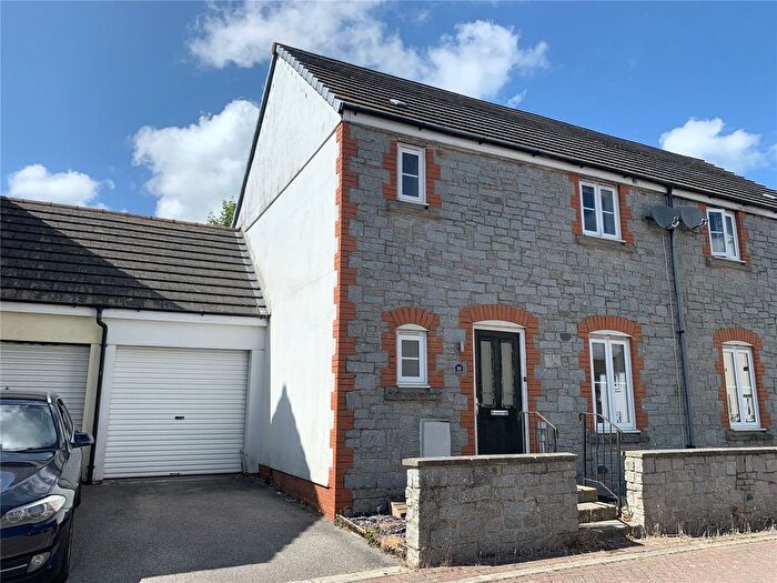 3 Bedroom Semi-Detached House To Rent In Keay Heights, St Austell, Cornwall, PL25