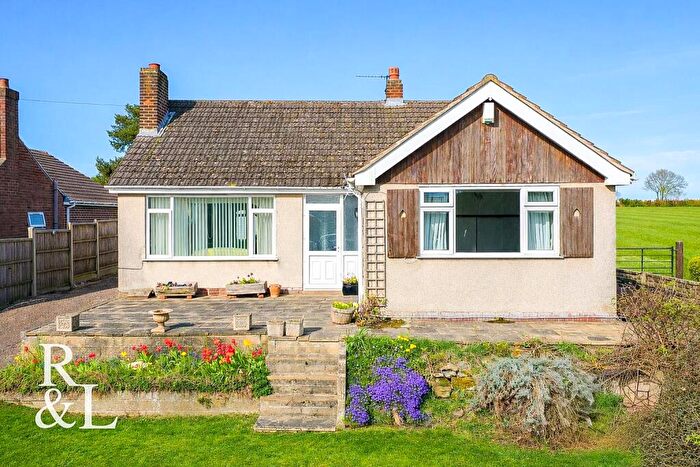 2 Bedroom Detached Bungalow For Sale In Green Lane, Overseal, DE12