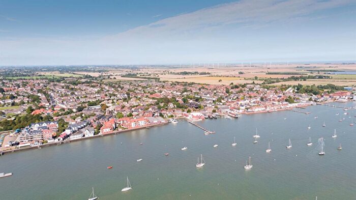 2 Bedroom Apartment For Sale In Belvedere Road, Burnham-On-Crouch, CM0