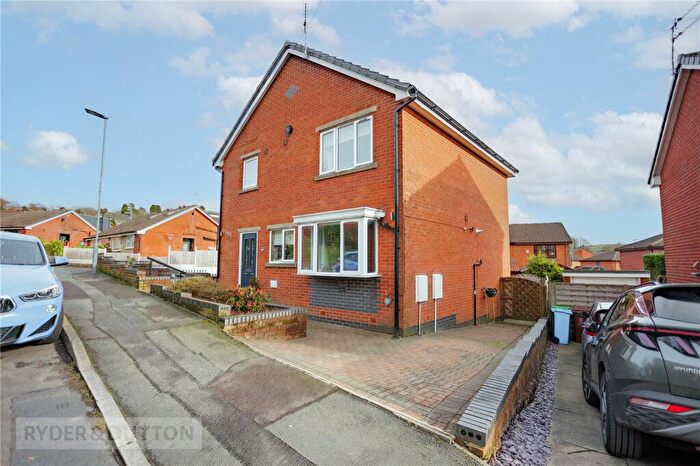 3 Bedroom Semi-Detached House For Sale In Bracken Close, Springhead, Saddleworth, OL4