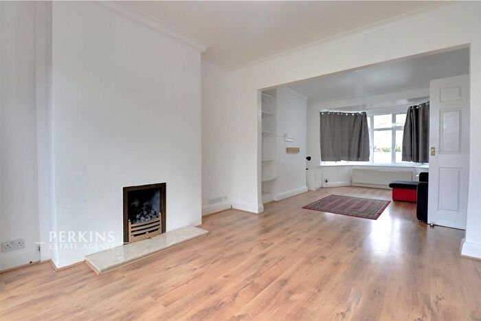 4 Bedroom Terraced House To Rent In Greenford, UB6