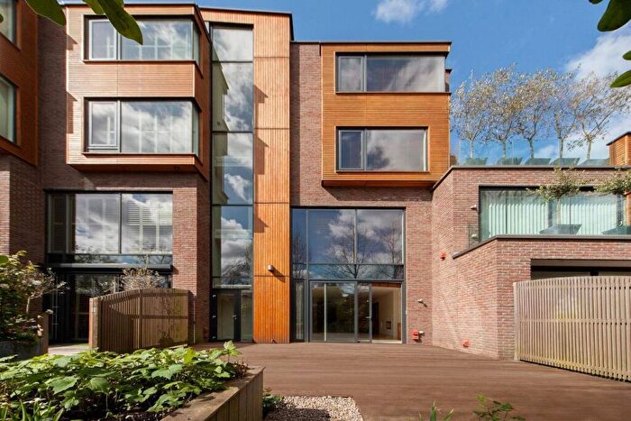 4 Bedroom Terraced House To Rent In Tercelet Terrace, Oak Hill Park, NW3