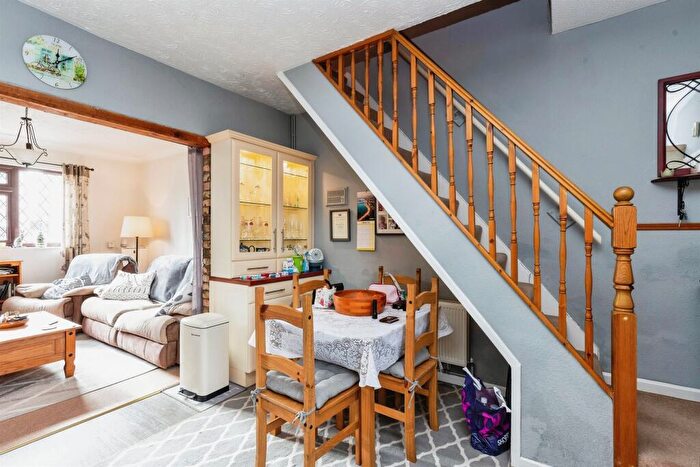 3 Bedroom Semi-Detached House For Sale In St. Johns Road, March, PE15