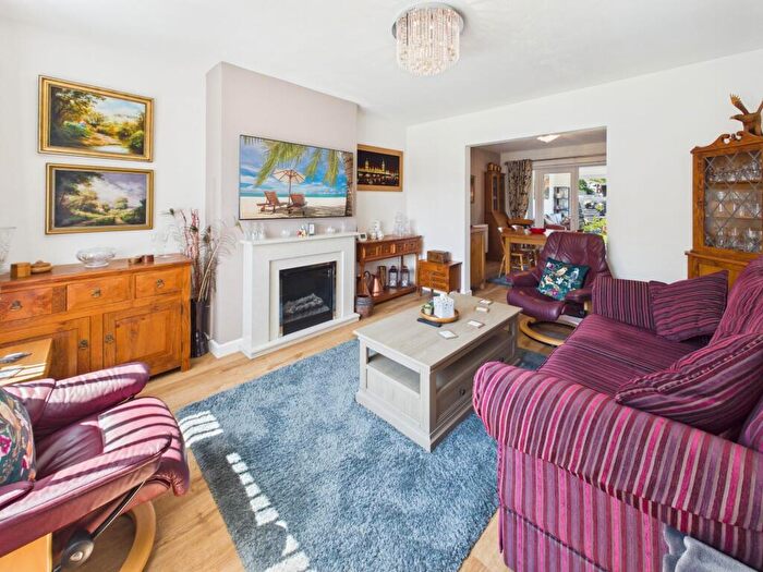 3 Bedroom Semi-Detached House For Sale In Fairfax View, Raglan, NP15