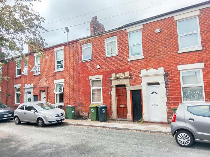 5 Bedroom Property For Sale In Dallas Street, Preston, Lancashire, PR1