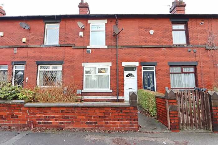 2 Bedroom House To Rent In Higher Lane, Whitefield, M45