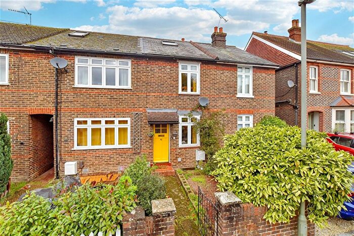 2 Bedroom Terraced House For Sale In New North Road, Reigate, Surrey, RH2