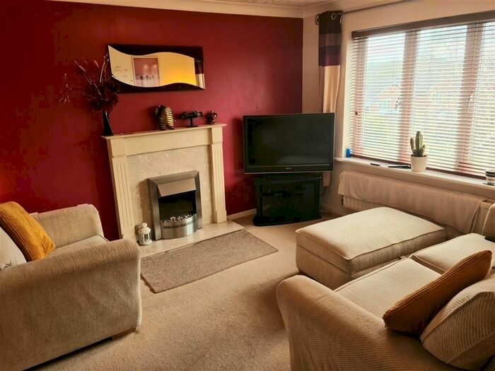 2 Bedroom Maisonette To Rent In Nimbus Way, Watnall, Nottingham, NG16