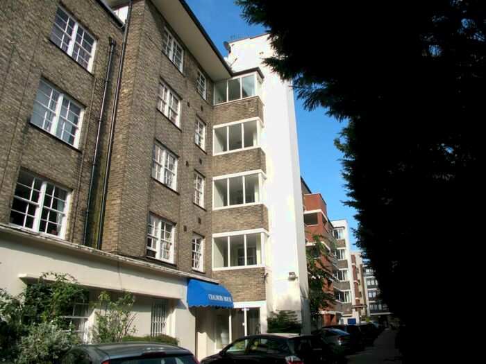1 Bedroom Apartment To Rent In York Road, London, SW11