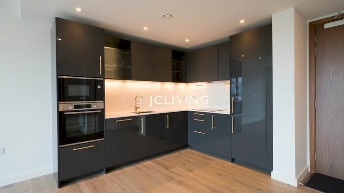 1 Bedroom Flat To Rent In Clarendon, London, N8