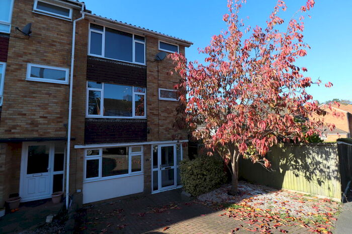 3 Bedroom Town House To Rent In Brentwood, CM14