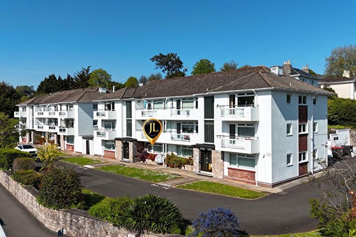 2 Bedroom Flat For Sale In Avenue Road, Torquay, TQ2