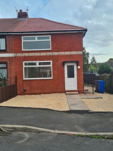 2 Bedroom Semi-Detached House To Rent In High Bank Road, Droylsden, Manchester, M43