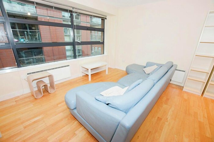 2 Bedroom Flat To Rent In Apartments, Pickford Street, Ancoats, Manchester, M4