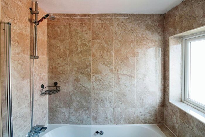 2 Bedroom Flat For Sale In Buckingham Road, Peterlee, SR8