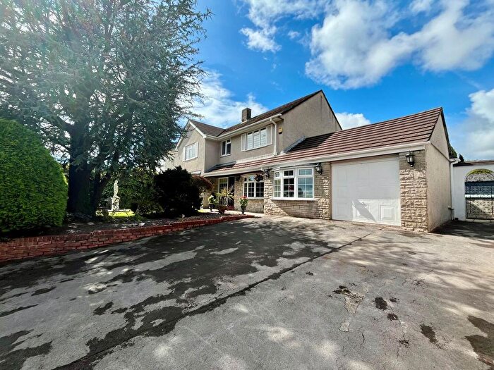 4 Bedroom Detached House For Sale In Bryntirion Close, Bridgend, CF31
